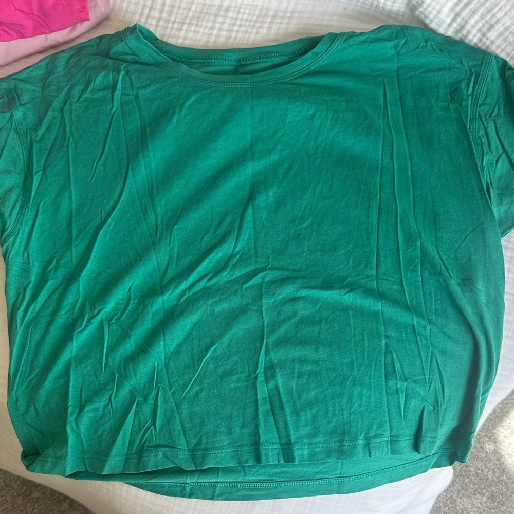 Lululemon t shirt